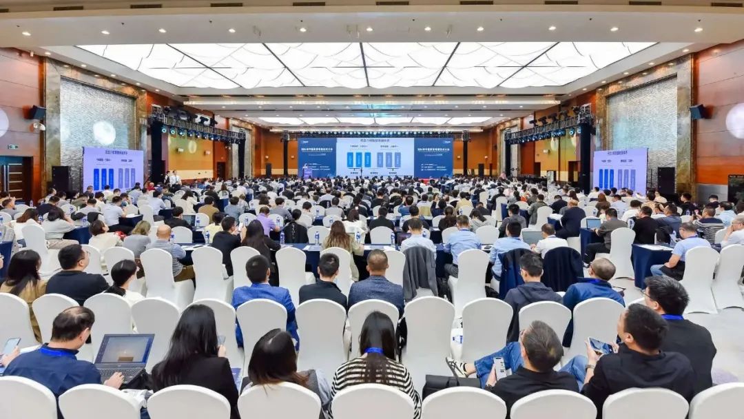 高安全、高倍率、輕量化 | 鵬輝能源全國家電大會(huì)現(xiàn)場分享電池技術(shù)創(chuàng)新