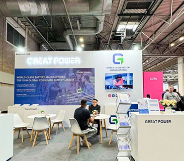 首次亮相The Vaper Expo UK，鵬輝消費電池引領(lǐng)電子煙嶄新技術(shù)潮流