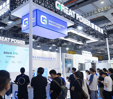 聚焦多元儲(chǔ)能應(yīng)用場(chǎng)景！鵬輝能源新一代電芯閃耀亮相EESA