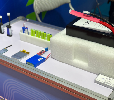 鵬輝消費(fèi)電池亮相越南VIEE 2025，為東南亞電子產(chǎn)業(yè)增長注入新勢能